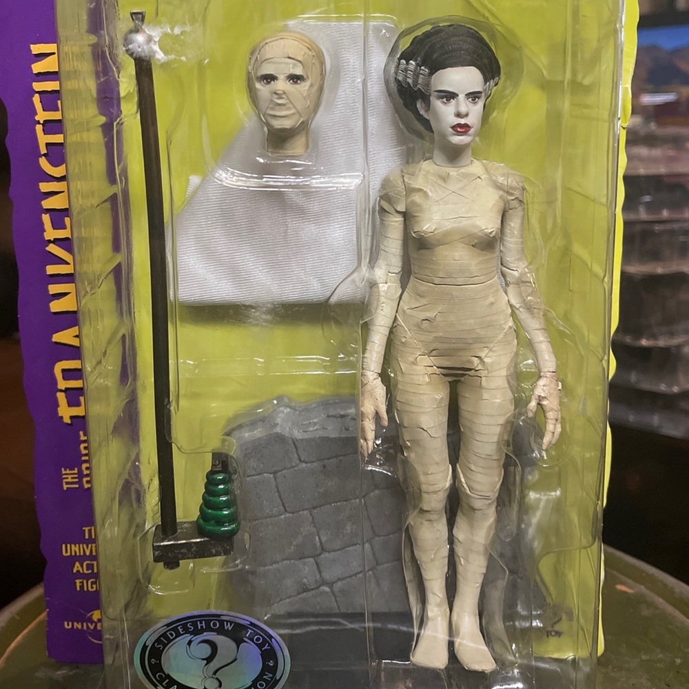 The BRIDE Of FRANKENSTEIN 1999 Universal Studios Monsters Series 2 Sideshow Toys